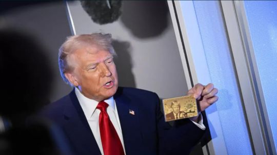 Visas “dorada” para millonarios y deportación masiva a estudiantes, la dos caras de Donald Trump ante los migrantes