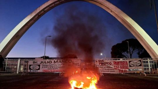 Córdoba: Fadea anunció el cierre de la planta por 72 horas y los empleados temen por despidos Córdoba: Fadea anunció el cierre de la planta por 72 horas y los empleados temen por despidos