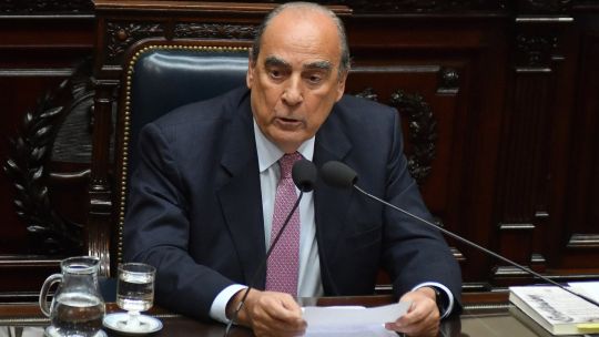 "El que no la vea es miope": Francos dejó un mensaje para Mauricio Macri y prometió una victoria electoral en octubre "El que no la vea es miope": Francos dejó un mensaje para Mauricio Macri y prometió una victoria electoral en octubre