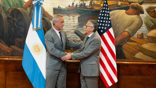 Lugones, Robert Kennedy y el retiro de la OMS: "El manejo de la pandemia de COVID-19 reveló serias deficiencias estructurales" Lugones, Robert Kennedy y el retiro de la OMS: "El manejo de la pandemia de COVID-19 reveló serias deficiencias estructurales"