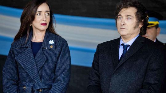 Sin gestos de acercamiento, el Presidente y la vice en el tedeum Sin gestos de acercamiento, el Presidente y la vice en el tedeum