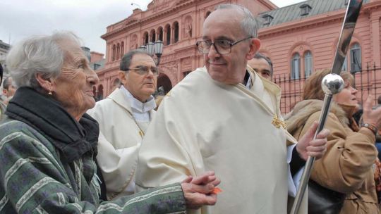Tenemos una deuda con Bergoglio