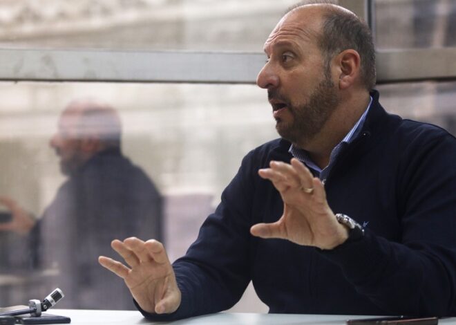 El libertario D'Alessandro entró a la Legislatura puntana y busca ser la llave parlamentaria de Poggi El libertario D'Alessandro entró a la Legislatura puntana y busca ser la llave parlamentaria de Poggi
