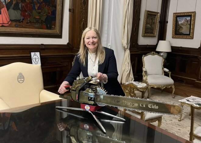 Los libertarios de Mendoza resisten el acuerdo con Cornejo, tras el pase de su vice Los libertarios de Mendoza resisten el acuerdo con Cornejo, tras el pase de su vice