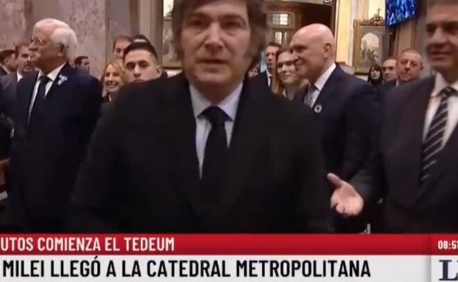 Milei dejó con la mano en el aire a Jorge Macri Milei dejó con la mano en el aire a Jorge Macri