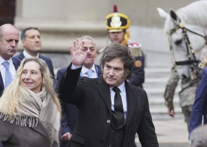 El 65 por ciento cree que la situación económica es mala y mejora la imagen de Milei El 65 por ciento cree que la situación económica es mala y mejora la imagen de Milei