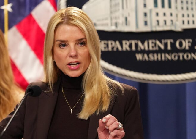 Golpe al Cartel de Sinaloa en EE.UU.: así fue el megaoperativo de Pam Bondi en Nuevo México, Arizona, Nevada y Utah Golpe al Cartel de Sinaloa en EE.UU.: así fue el megaoperativo de Pam Bondi en Nuevo México, Arizona, Nevada y Utah
