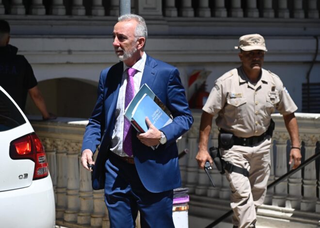 El juez que ordenó la detención de Bailaque y un financista denunció que un policía lo intentó sobornar El juez que ordenó la detención de Bailaque y un financista denunció que un policía lo intentó sobornar
