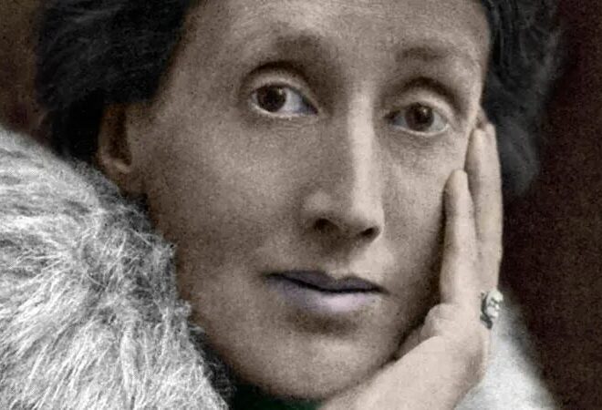 Cómo La señora Dalloway de Virgina Woolf resuena en esta nueva era de militarización y pandemia Cómo La señora Dalloway de Virgina Woolf resuena en esta nueva era de militarización y pandemia