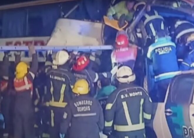 Violento choque entre un camión y un colectivo en la ruta 3: hay cuatro muertos