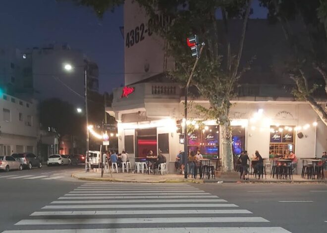 Le gatilló a un hombre en el pecho y a otro, en la cabeza, pero los disparos no salieron Le gatilló a un hombre en el pecho y a otro, en la cabeza, pero los disparos no salieron