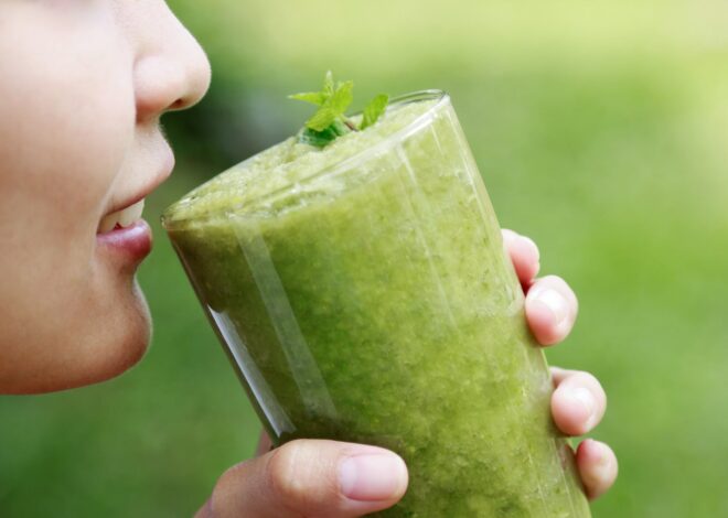 ‘Oro verde’: este es el jugo que ayuda a bajar el azúcar en la sangre y solo tiene tres ingredientes