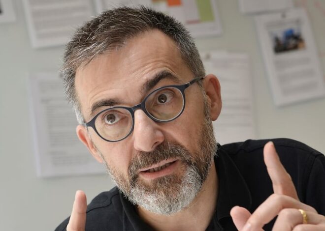 La Ciudad anunció la salida del asesor catalán que&nbsp;criticaba Javier&nbsp;Milei y una reorganización del gabinete