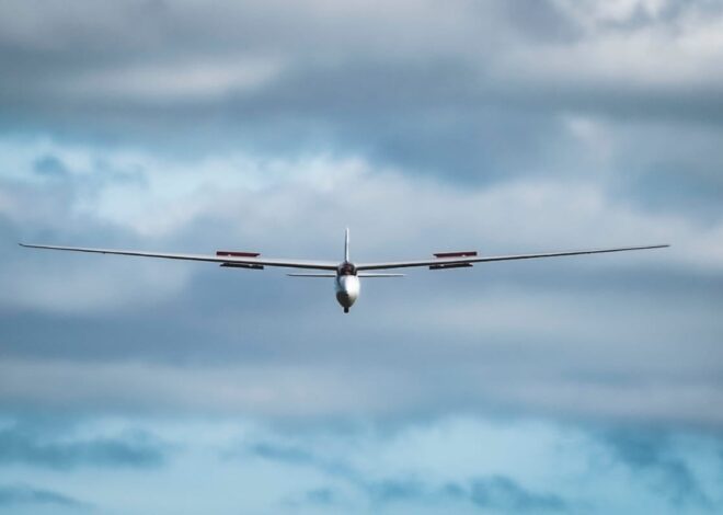 La experiencia de volar como un pájaro a 500 metros de altura sin motor y guiado por los factores naturales