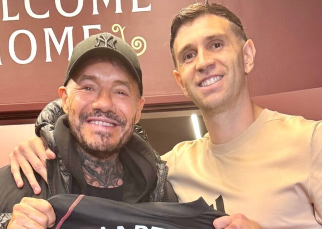 Marcelo Tinelli visitó Inglaterra y se llevó un regalo del Dibu Martínez: “Día soñado”