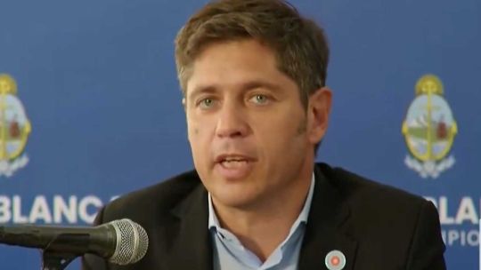 Paritarias: Axel Kicillof acordó con los estatales, pero los docentes todavía debaten su oferta