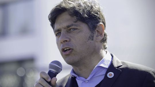 El kicillofismo apuesta a la reelección indefinida de los intendentes