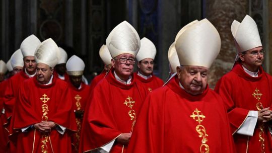 A días del cónclave, los cardenales se reunieron y pidieron “un poco más de tiempo”