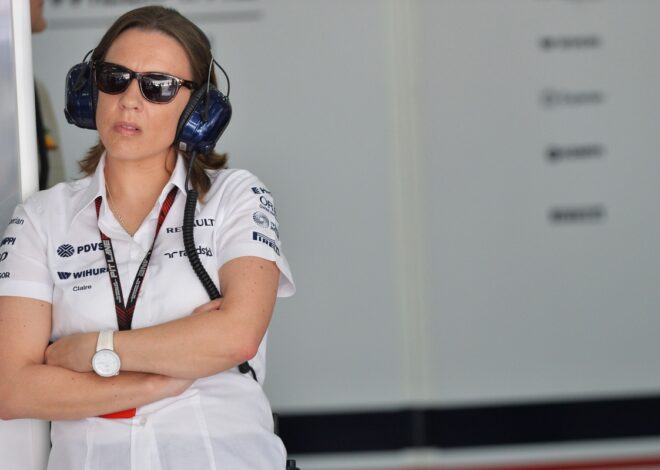 Claire Williams advierte por la falta de mujeres líderes en la F1: "No lo entiendo" Claire Williams advierte por la falta de mujeres líderes en la F1: "No lo entiendo"