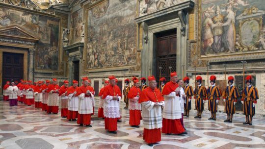 ¿Cuándo y a qué hora empieza el Cónclave para elegir el próximo Papa?