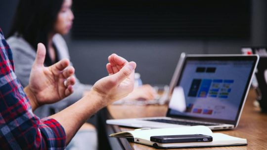 Autoempleo versus trabajo asalariado, el encendido contrapunto en la mesa de 'Soy casta'