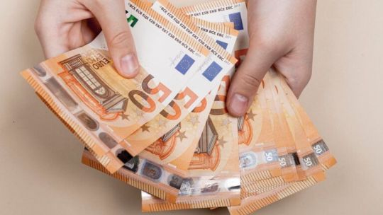 Euro hoy y euro blue hoy, EN VIVO: el minuto a minuto de la cotización de este lunes 5 de mayo de 2025