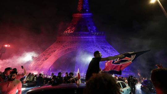 Euforia, descontrol e incidentes en París por la histórica consagración del PSG en la Champions League Euforia, descontrol e incidentes en París por la histórica consagración del PSG en la Champions League