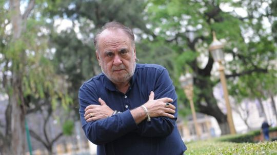 Jorge Alemán: “Es probable que Milei pueda ser más psicópata que todo el mundo”