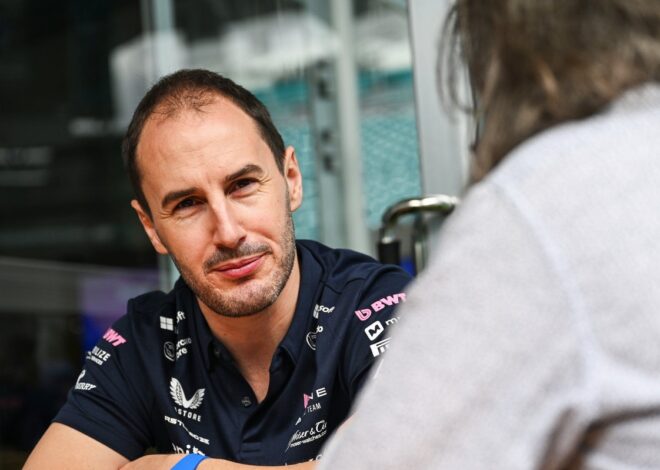 Oliver Oakes renuncia como jefe de Alpine F1 Oliver Oakes renuncia como jefe de Alpine F1