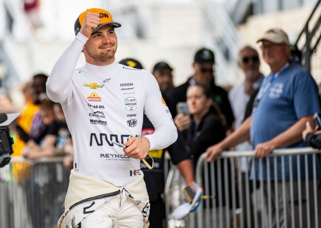 Larson destaca a O'Ward: "Es al que todos buscan en McLaren" Larson destaca a O'Ward: "Es al que todos buscan en McLaren"