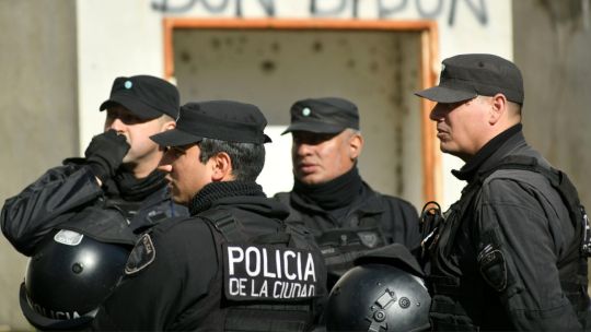 Cayó en Puerto Madero el jefe de una banda de estafadores que vendían celulares y no los enviaban