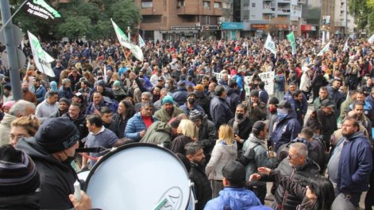 Matías Cremonte, abogado laboralista, dijo que el nuevo decreto que limita el derecho a huelga "es inconstitucional"