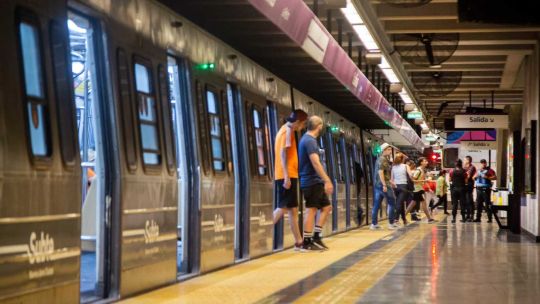 Feriado del 1 de mayo: ¿cómo funcionarán los servicios públicos en el AMBA?