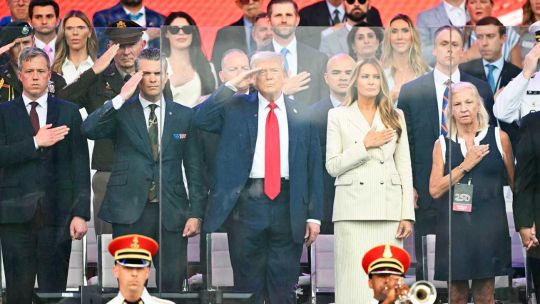 Desfile militar en el día de cumpleaños de Trump