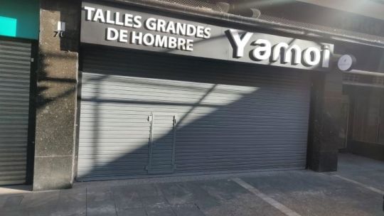 Insólito: una mujer denunció que la despidieron y la dejaron encerrada en su lugar de trabajo Insólito: una mujer denunció que la despidieron y la dejaron encerrada en su lugar de trabajo
