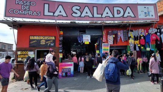 Feriantes de La Salada exigen una respuesta para poder volver a trabajar