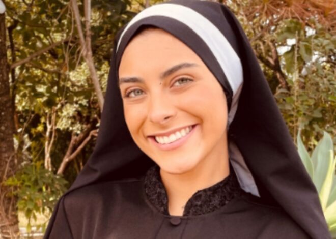 Fue reina de belleza y tenía una exitosa carrera por delante, pero dejó todo para convertirse en monja Fue reina de belleza y tenía una exitosa carrera por delante, pero dejó todo para convertirse en monja