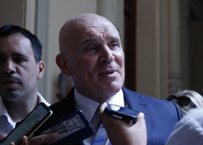 Echaron a Espert de la UCA por decir que Florencia Kirchner es "hija de una gran puta" Echaron a Espert de la UCA por decir que Florencia Kirchner es "hija de una gran puta"
