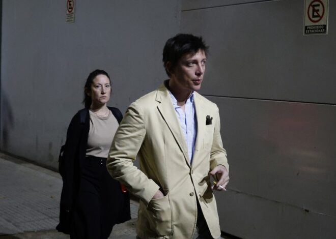 Negociaciones urgentes de Santiago Caputo con los jueces para desarmar la marcha por Cristina Negociaciones urgentes de Santiago Caputo con los jueces para desarmar la marcha por Cristina