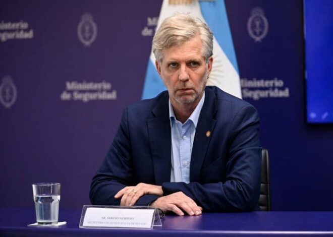 El Congreso pide investigar el contrato de la SIDE con Scatturice