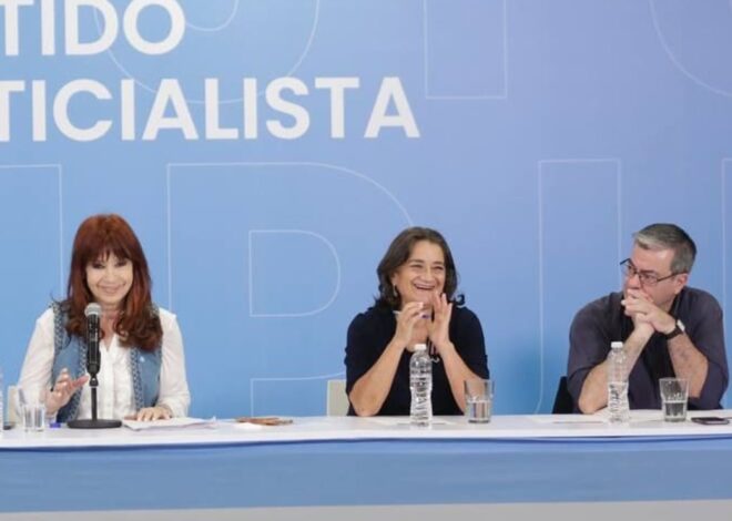 Germán Martínez desafió a la Justicia por las visitas a Cristina y recordó la foto de los libertarios con Astiz