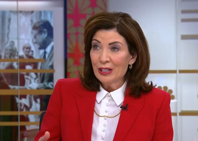 La advertencia de Kathy Hochul sobre las incursiones “reprobables” del ICE en Nueva York La advertencia de Kathy Hochul sobre las incursiones “reprobables” del ICE en Nueva York