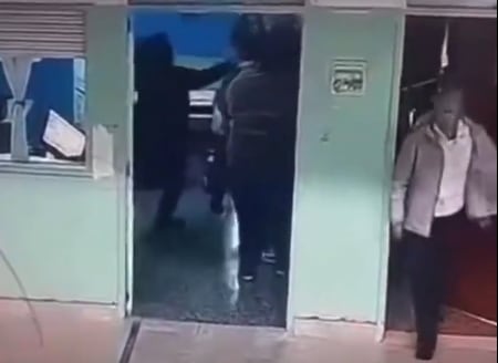 Imputan a una madre por desfigurar a golpes a una docente que había retado a su hija Imputan a una madre por desfigurar a golpes a una docente que había retado a su hija