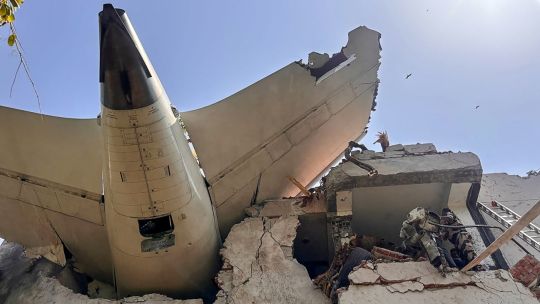 Accidente aéreo en Ahmedabad: ¿por qué se estrelló el avión de Air India?