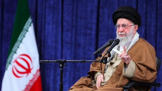 Reapareció el líder supremo Alí Jamenei y dijo que Irán le dio una "fuerte cachetada" a EE.UU.