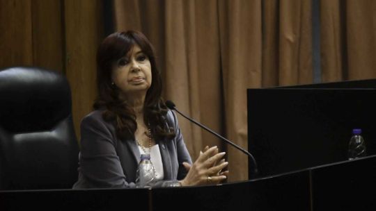 La frenética actividad política de Cristina Kirchner mientras espera que la Corte Suprema defina su condena