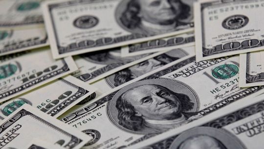El dólar blue baja este 10 de junio