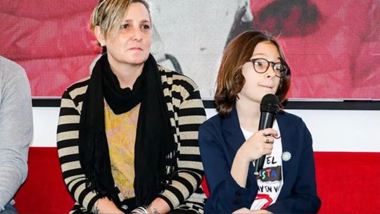 La familia de Ian Moche denunció a Milei por el tuit en el que los tilda de kirchneristas La familia de Ian Moche denunció a Milei por el tuit en el que los tilda de kirchneristas