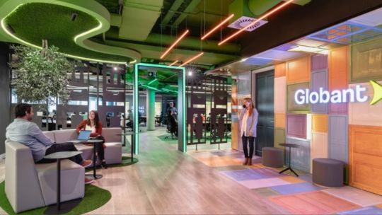 Un unicornio tecnológico en crisis: por qué Globant cierra dos sedes en Argentina Un unicornio tecnológico en crisis: por qué Globant cierra dos sedes en Argentina