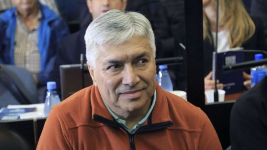 El fiscal Luciani denunció que Lázaro Báez habría intentado usar a su novia para esconder propiedades e impedir que se las rematen